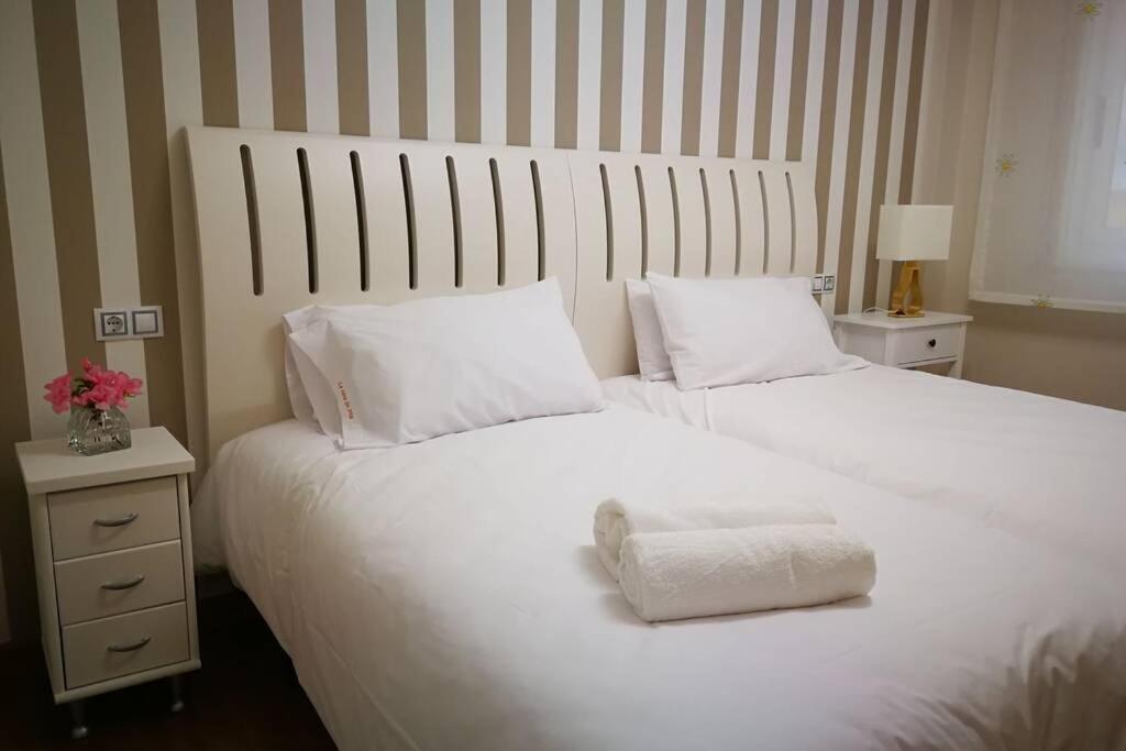 La Casa De Mia Apartman Melide Kültér fotó